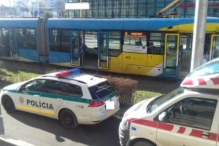 Incident medzi cestujúcou a revízorom sa odohral v Košiciach v utorok krátko pred poludním.