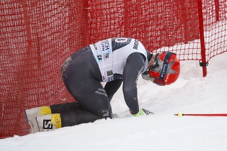 Francúzsky lyžiar Poisson zomrel po páde na tréningu.