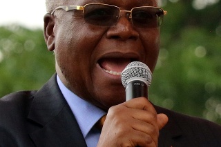 Minister financií zo Zimbabwe Ignatius Chombo skončil.