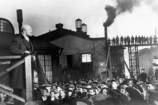 Vodca Lenin (*1870 - †1924): Itelektuál, ktorého očarilo násilie, vedel nadchnúť davy nespokojných Rusov.