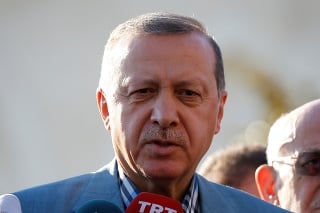 Turecky prezident skolaboval v mešite. 