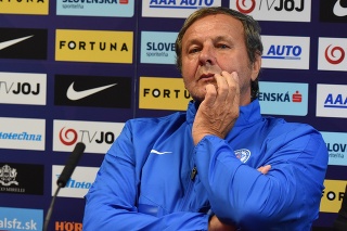 Na snímke tréner slovenskej futbalovej reprezentácie Ján Kozák.