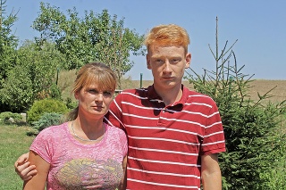 Mama Ivana (34) so synom Tomášom (14) uverili žene, ktorá im prisľúbila pomoc.