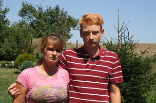 Mama útočníkov sa napadnutému  Tomášovi (14) a jeho mame Ivane (34) ospravedlnila.