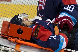 Zo zápasu s Fínskom putoval Libor Hudáček na vysšetrenie do nemocnice.