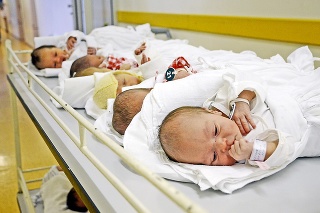 Títo drobci z košickej pôrodnice v Univerzitnej nemocnici L. Pasteura ešte len čakajú na svoje mená.
