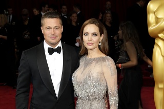 Angelina Jolie (41) a Brad Pitt (53).