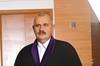 Sudca zo Súdnej siene Jaroslav Penc (55).