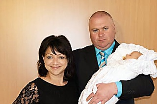 Šťastná rodinka - mamina Táňa, Jakubko a ocino Pavel.