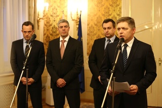 Noví lídri koalície: zľava Radoslav Procházka, Béla Bugár, Andrej Danko a Robert Fico.