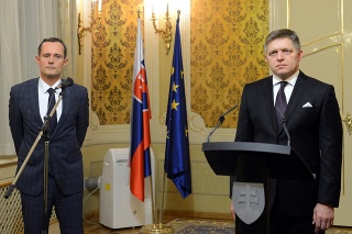 Fico a Procházka sa dohodli na ďalších rokovaniach. 