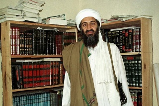 Usáma bin Ládin je mŕtvy († 54). Zabili ho Američania pri útoku.