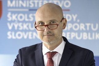 Minister školstva, vedy, výskumu a športu SR Branislav Gröhling 
