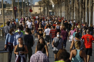 Vláda chce v Španielsku povinné nosenie rúšok (ilustračné foto).