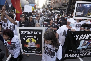 V Austrálii sa v sobotu uskutočnili protesty podporujúce hnutie za práva Afroameričanov.