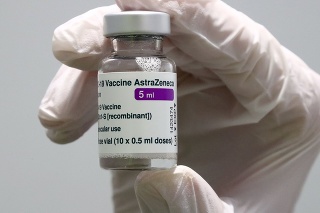Vakcína AstraZeneca čoskoro zmení svoj názov.