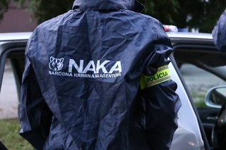 Polícia zasahuje na strednom Slovensku.