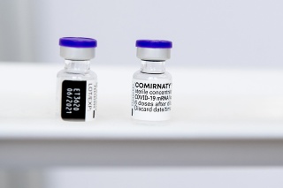 Spoločnosť Pfizer začala testovať vakcínu proti koronavírusu u detí vo veku do 11 rokov.