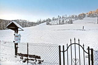 V stredisku Gugel na Mlynkoch sa lyžovalo len pár dní.
