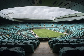 Organizátori Wimbledonu napriek zrušeniu turnaja pre rok 2020 rozdelia hráčom odmeny vo výške viac ako 11 miliónov eur. (ilustračné foto) 