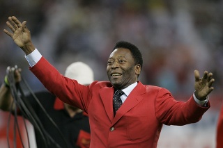 Brazílska futbalová legenda Edson Arantes do Nascimento, lepšie známy ako Pelé.