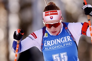 Na snímke slovenská reprezentantka Ivona Fialková na trati vytrvalostných pretekov žien na 15 km.