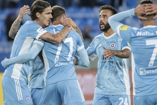 Slovan Bratislava deklasoval na Tehelnom poli MFK Ružomberok 5:0.