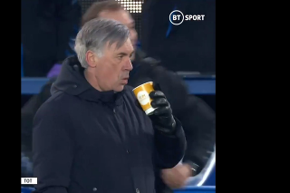 Carlo Ancelotti a jeho pokoj na Angličana.