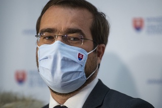 Minister zdravotníctva SR Marek Krajčí (OĽaNO) počas tlačovej konferencie k aktuálnej pandemickej situácii na Slovensku