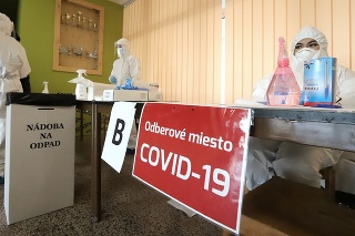 Komunitné testovanie na COVID-19 v Banskej Bystrici. 