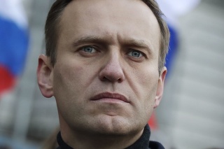 Na archívnej snímke z 29. februára 2020 ruský opozičný aktivista Alexej Navaľnyj