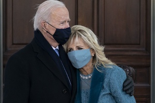 Americký prezident Joe Biden s manželkou Jill