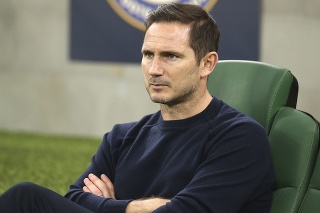Frank Lampard na lavičke Chelsea skončil.