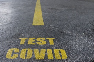 Bez negatívneho testu sa v súčasnej dobe ďaleko nedostanete (ilustračné foto).