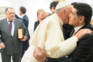Maradonu prinavrátil k viere súčasný pápež František, u ktorého bol v roku 2014 na súkromnej audiencii.