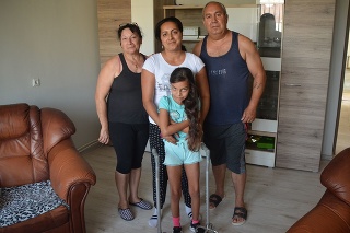Rodina stojí celé roky pri sebe. Babička Anna (58), mama Jana (34), Natália (11) a dedko Milan (59) tvoria šťastnú domácnosť.