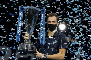  Ruský tenista Daniil Medvedev sa stal prvýkrát v kariére víťazom turnaja majstrov. 