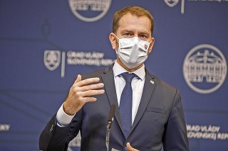 Premiér Igor Matovič (47) pripúšťa, že v kritickej situácii by museli pracovať aj zdravotníci s COVIDOM-19.
