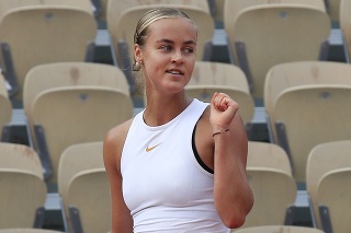 Anna Karolína Schmiedlová sa prebojovala do 3. kola dvojhry na grandslamovom turnaji Roland Garros.