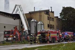 Požiar budovy v areáli pivovaru Sessler v Trnave.