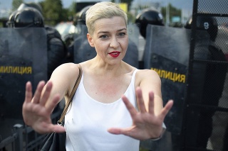 Bieloruská opozičná aktivistka Maryja Kalesnikavová na archívnej fotke z konca augusta