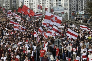 Masové protesty v Bielorusku pokračujú. 