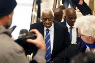 Bývalého prezidenta WA Diacka odsúdili na dva roky za korupciu.
