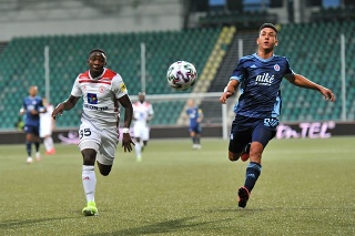 Slovan zdolal Trenčín vo fortunaligovom zápase. 