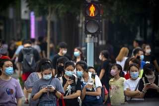 Koronavírus ešte nepovedal v Číne posledné slovo.