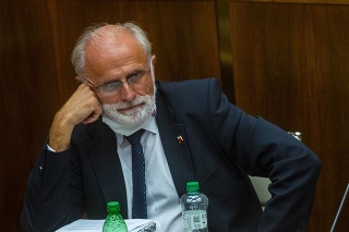 Minister Mičovský počas odvolávania Igora Matoviča