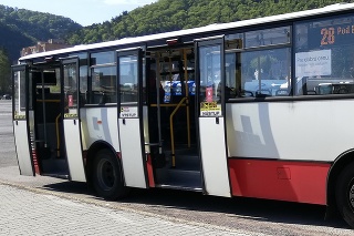 Autobus banskobystrickej MHD. (archívne foto)