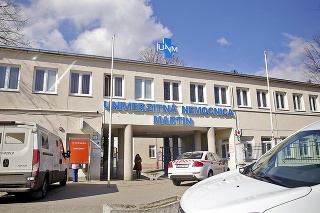 Do nemocnice v Martine priviezli pacientku z Prahy.