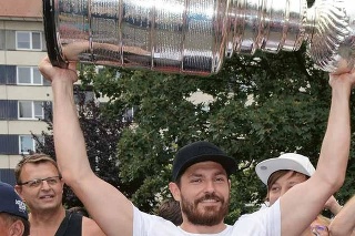 Michal Kempný priviezol
v lete 2018 Stanley Cup
do rodného Hodonína.