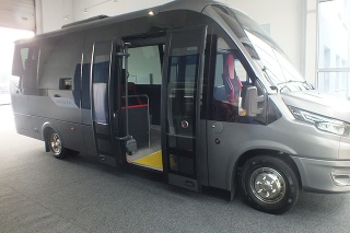 Funkčný prototyp nového autobusu oficiálne predstavili v utorok.